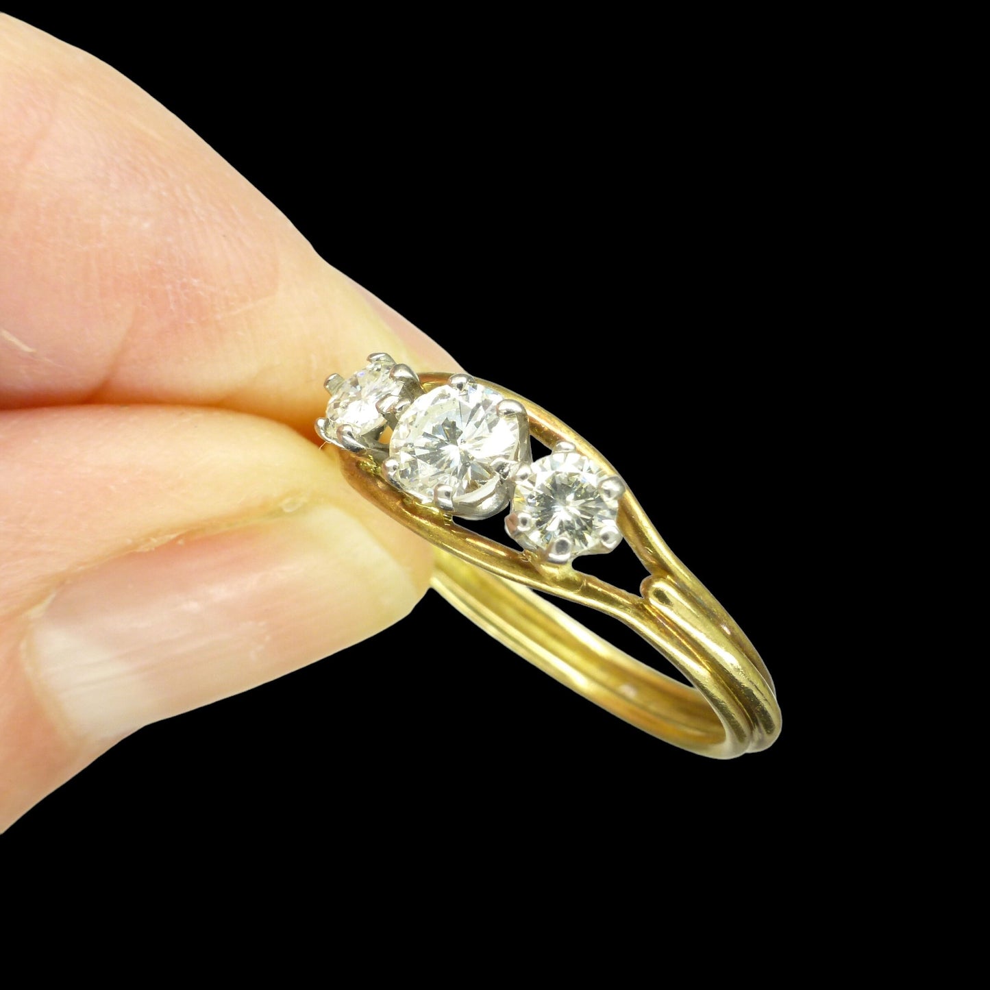 Vintage 18ct gold natural diamond three stone trilogy engagement ring 0.56ct ~ c1950's