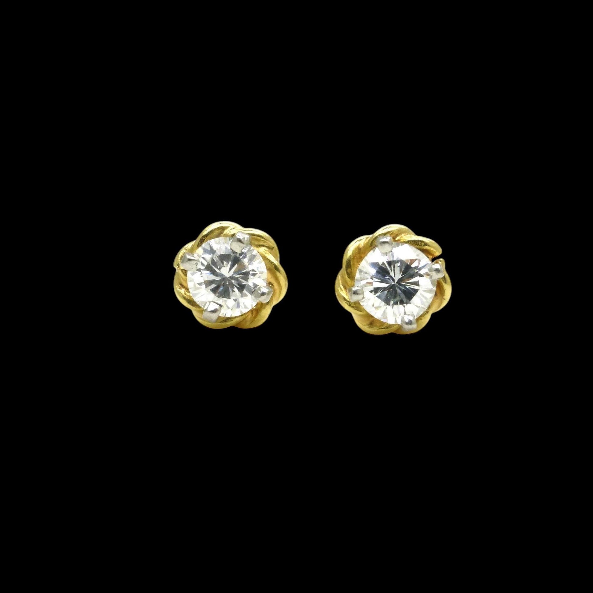 Vintage 18ct gold natural diamond solitaire stud earrings