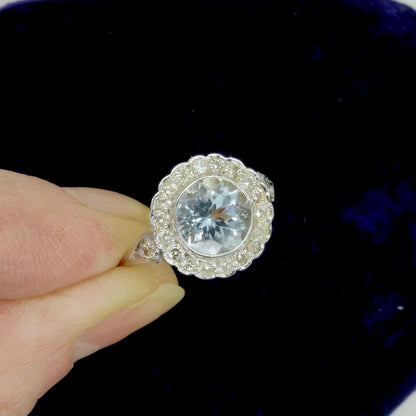 Vintage 18ct gold Aquamarine 1.80ct & Diamond cluster halo ring