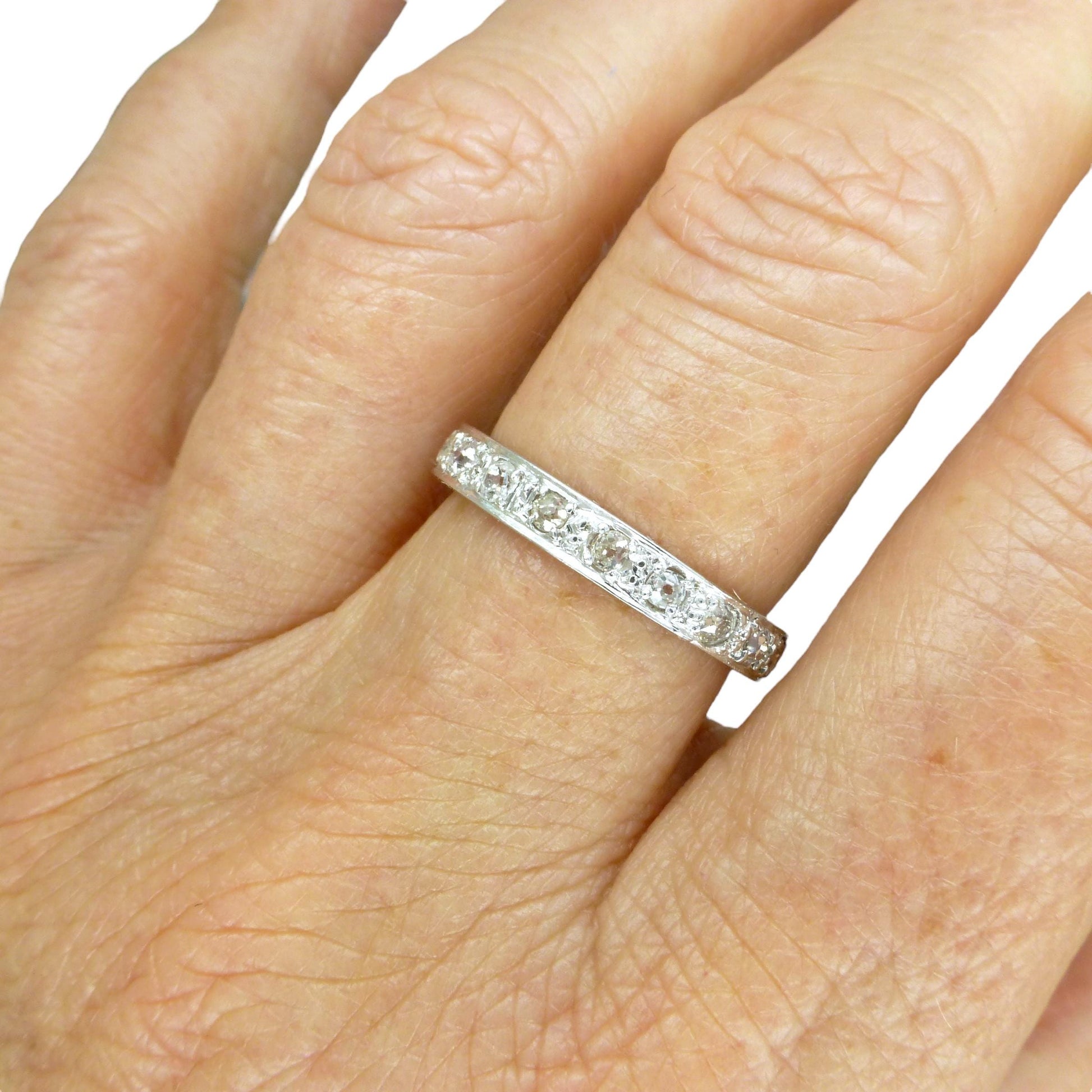 Vintage Art Deco old cut Diamond full hoop eternity wedding band - 18ct white gold - 1920's