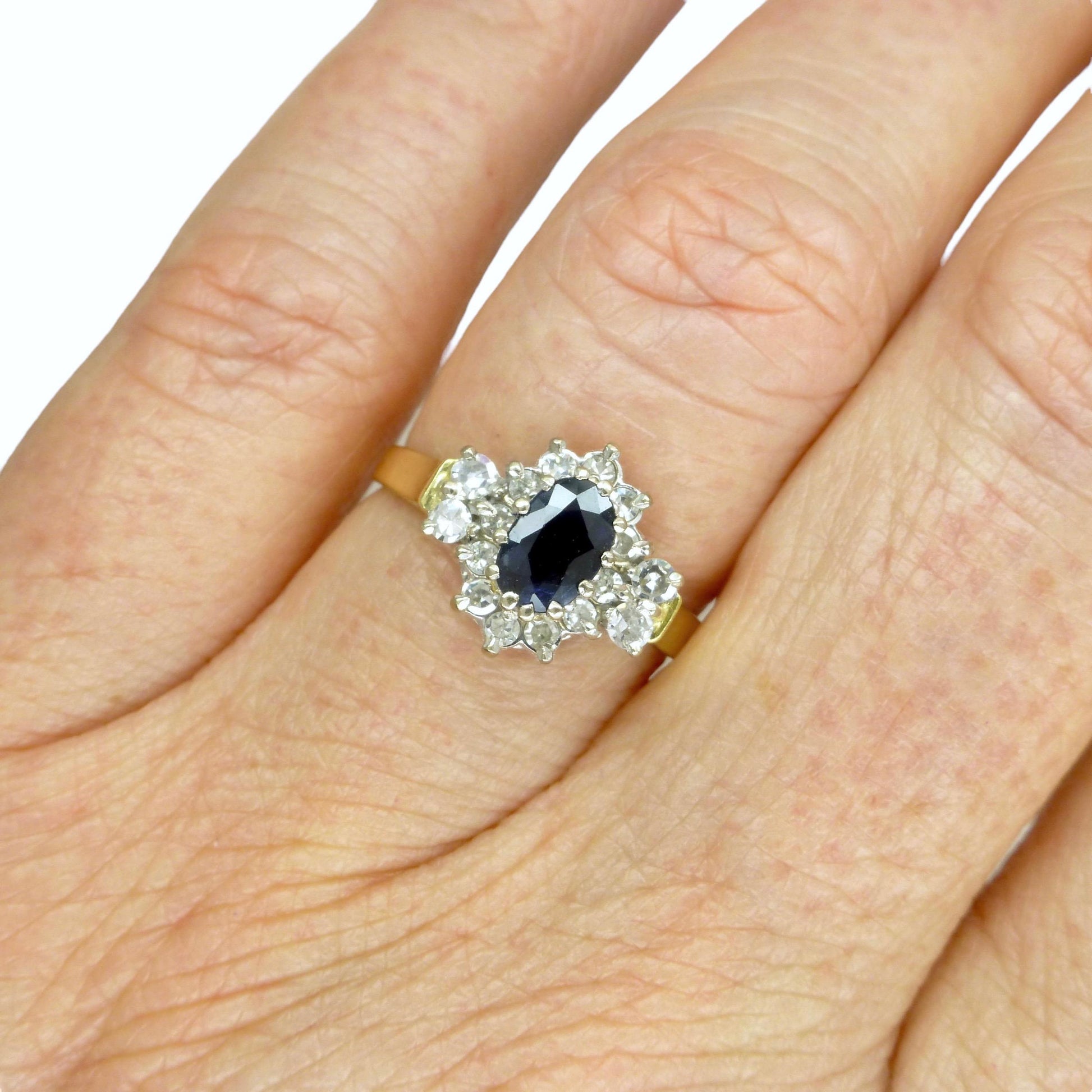 Vintage 18ct sapphire & diamond cluster ring 1980s