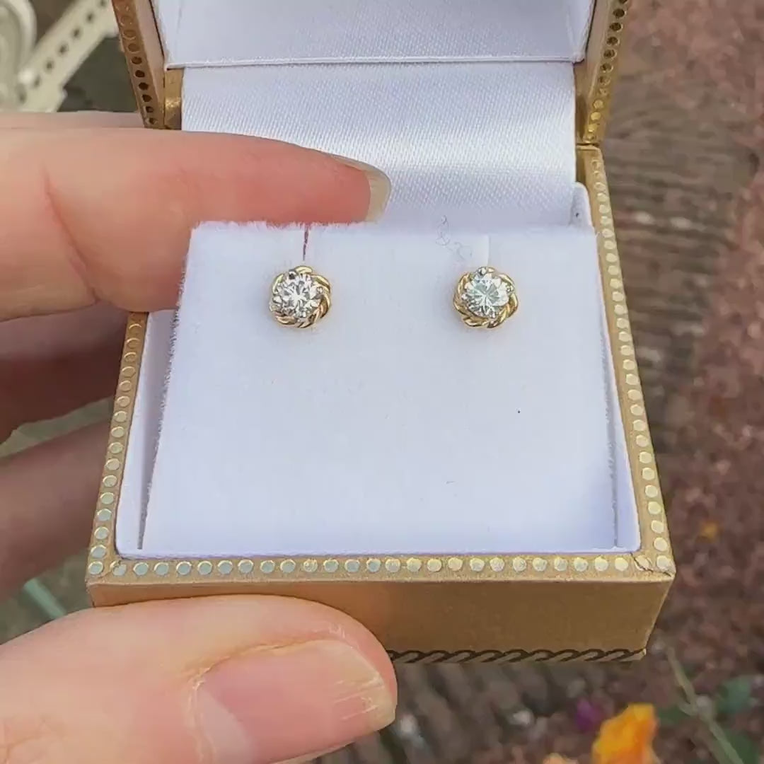 Vintage 18ct gold natural diamond solitaire stud earrings