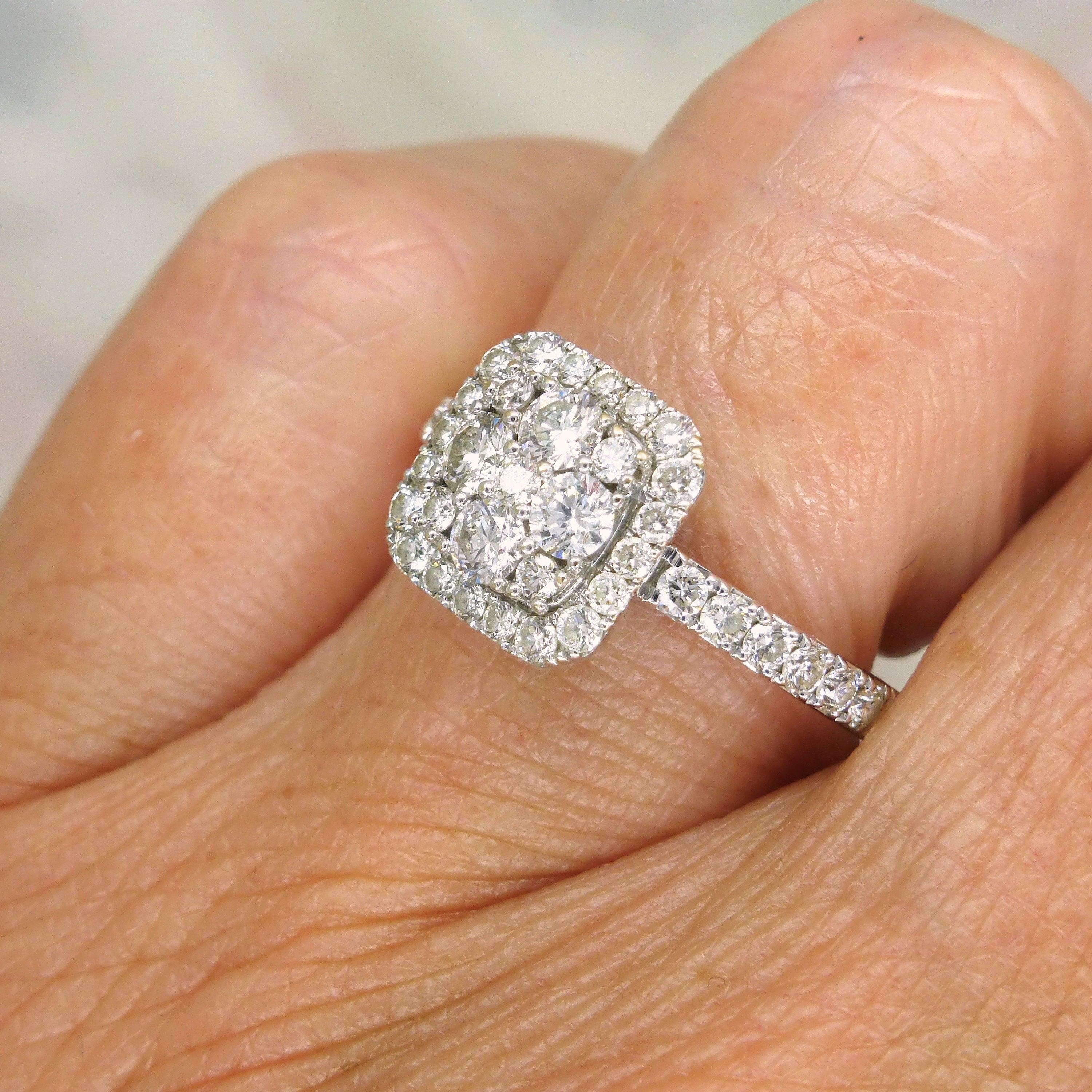 Engagement clearance ring valuation